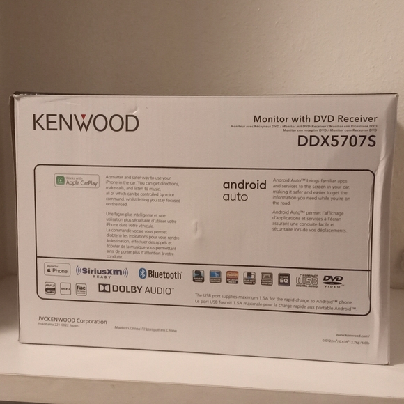 Kenwood voice activated or touch screendouble din radio unit - $300 obo - Picture 3 of 3